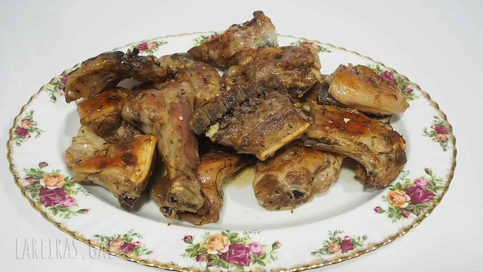 Cabrito o cordero al horno