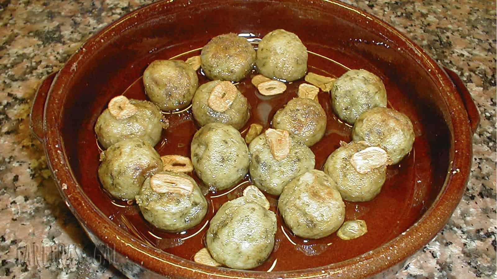 Turnip greens dumplings with garlic